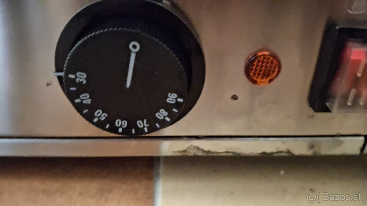 Ohrievacia vitrína - 2