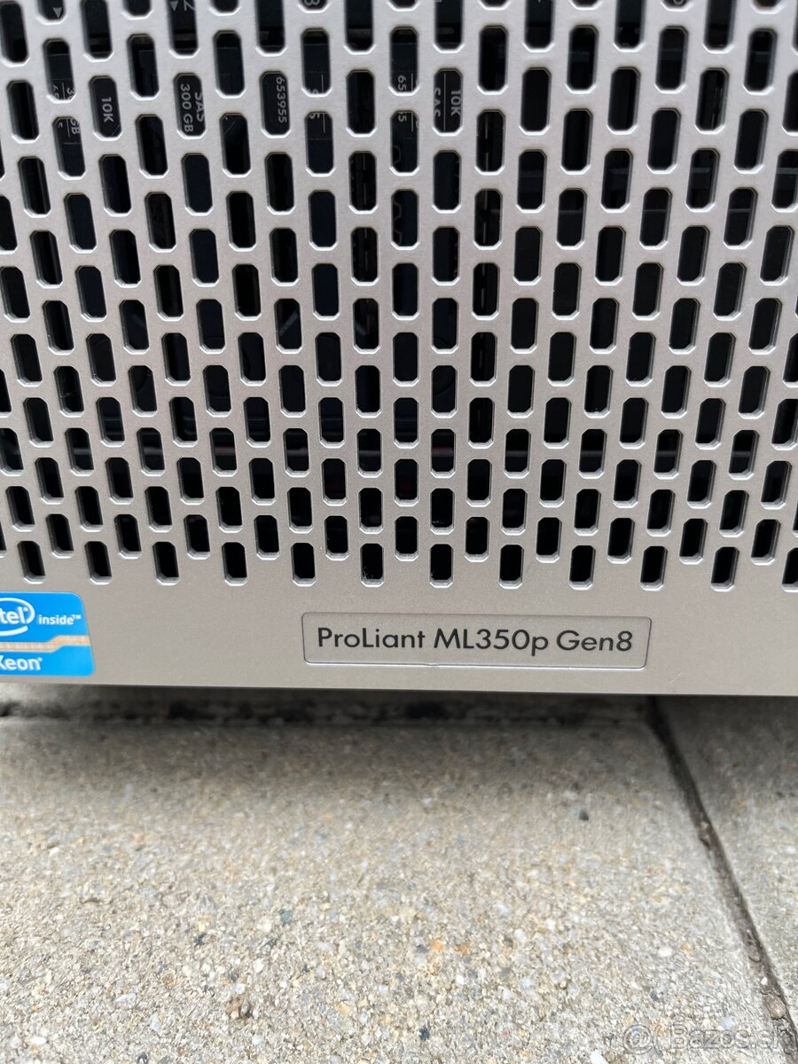 Server HP ProLiant ML350p Gen8 - 2