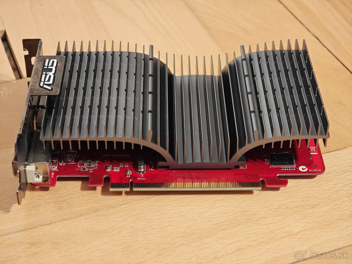 Grafická karta ASUS Radeon HD 3650 /PCI Express/ - 2