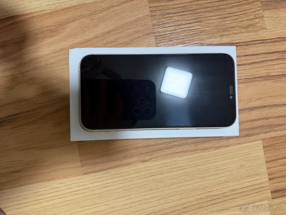 Apple iPhone 12 128gb - White (biely) - 2