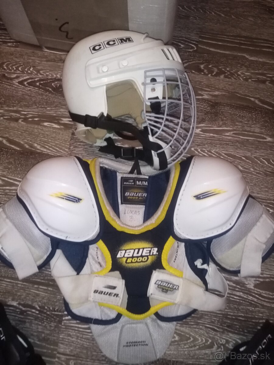 Hokejova vystroj - 2