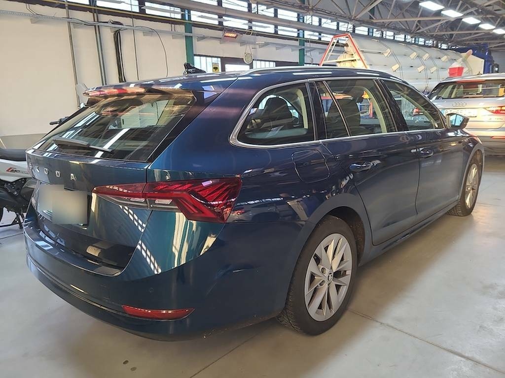 Škoda Octavia Combi 2.0 TDI SCR Style DSG - 2
