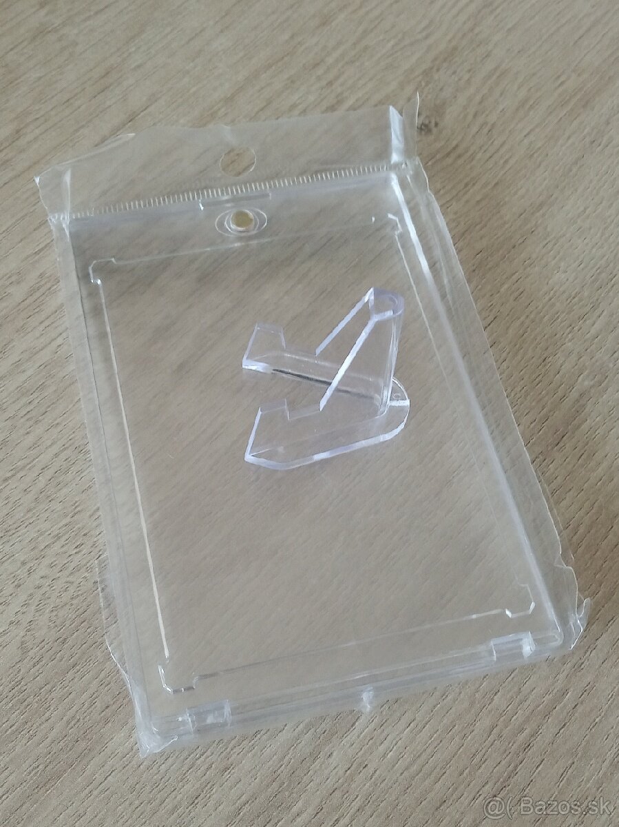 Magnetický držiak Pokémon kariet so stojanom - 2