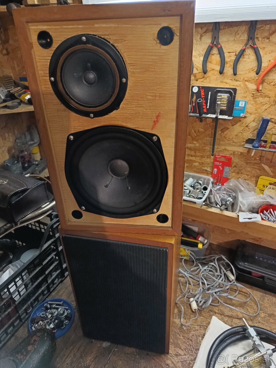 Ponúkam magnetofon Tesla B93 - 2