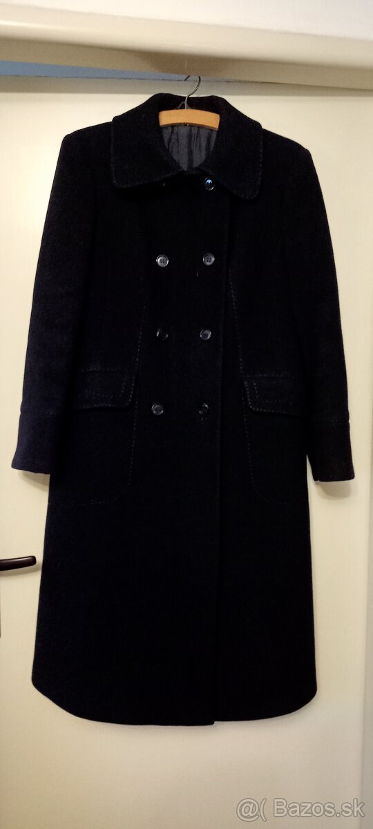Čierny dámsky kabat - 2