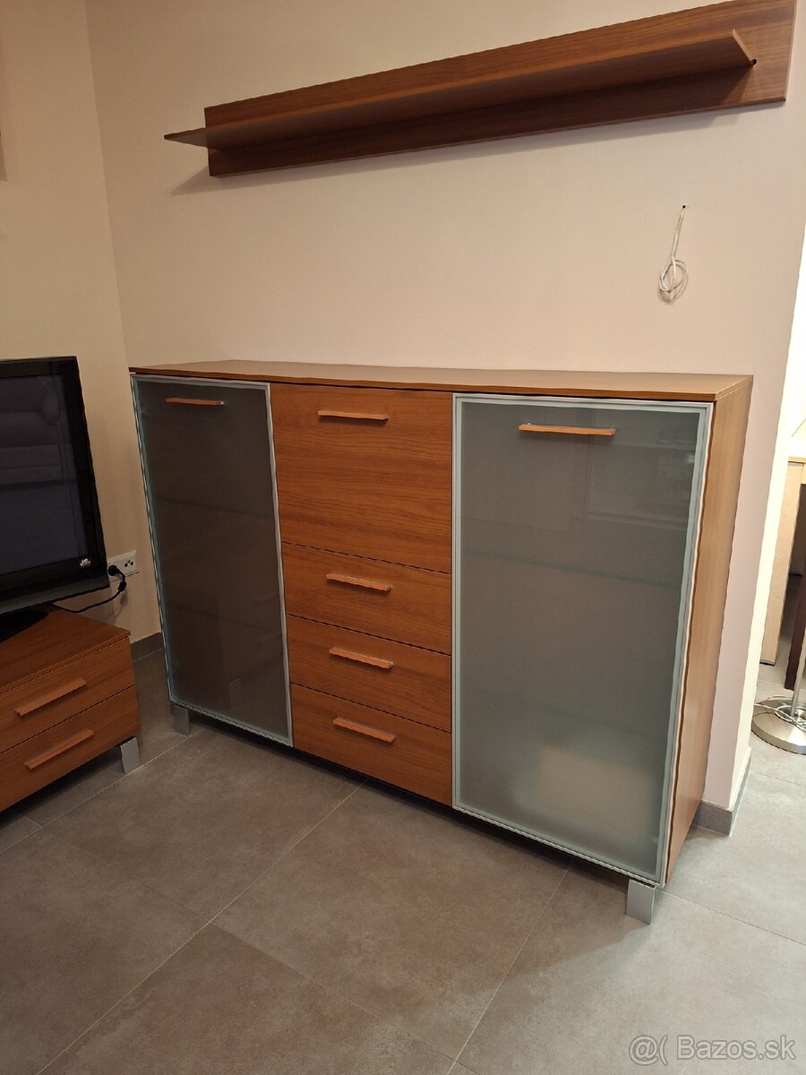 Obývacia zostava + TV - 2