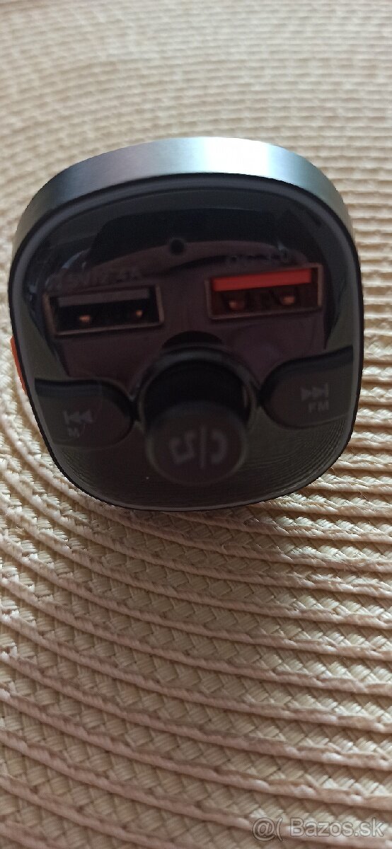 Handsfree a bluetooth do auta - 2