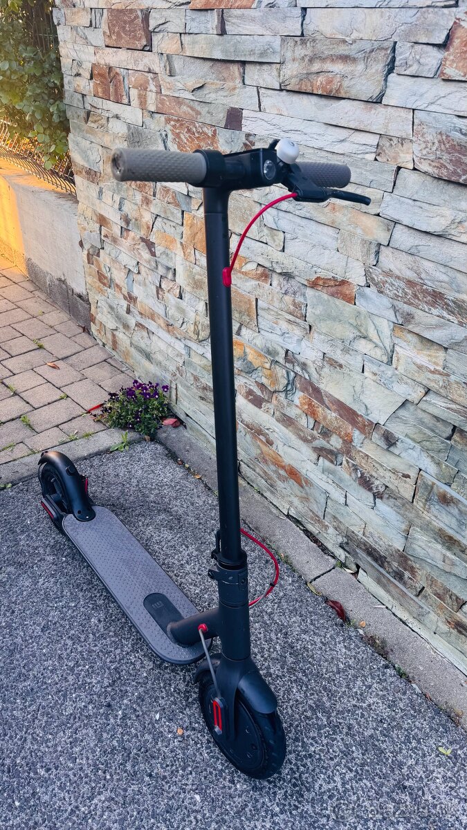 Kolobezka Xiaomi M365 - 2