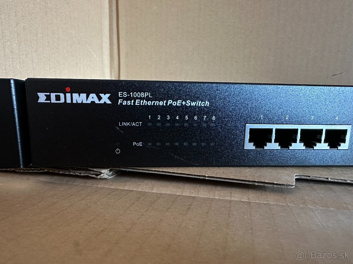 Edimax ES-1008PL v 8 port PoE+ Switch - 2