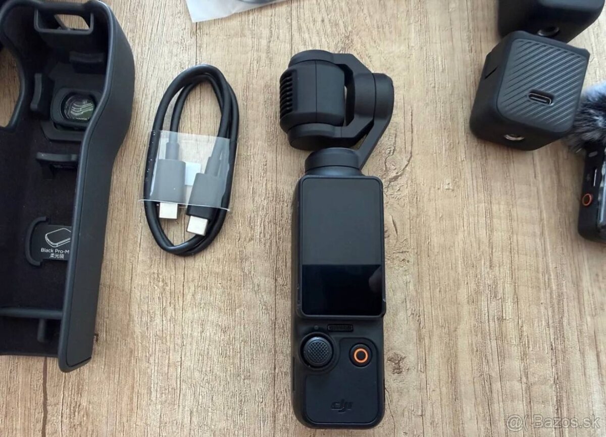 DJI Osmo Pocket 3 Creator Combo - 2