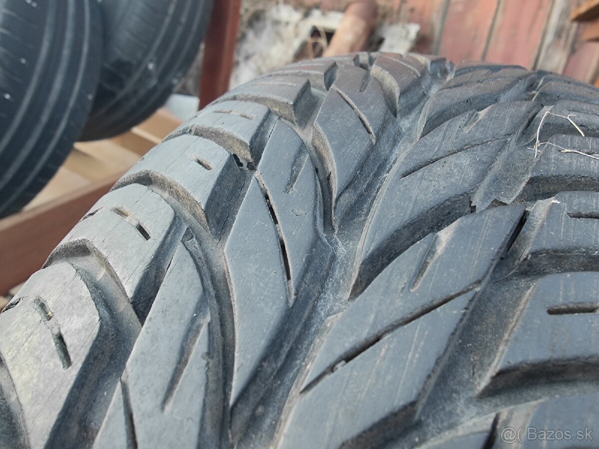 Predám 165/65 r14 - 2