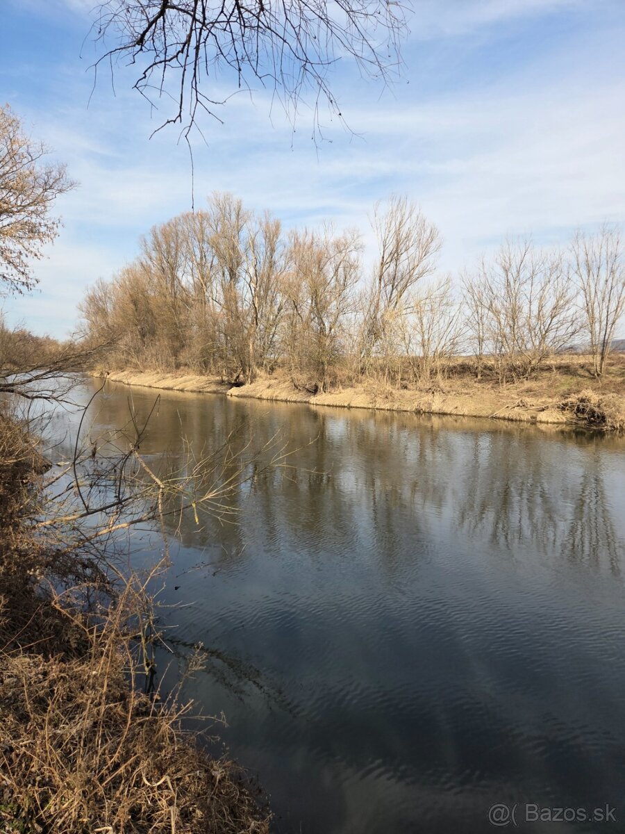 Veľký pozemok v obci Salka - 2