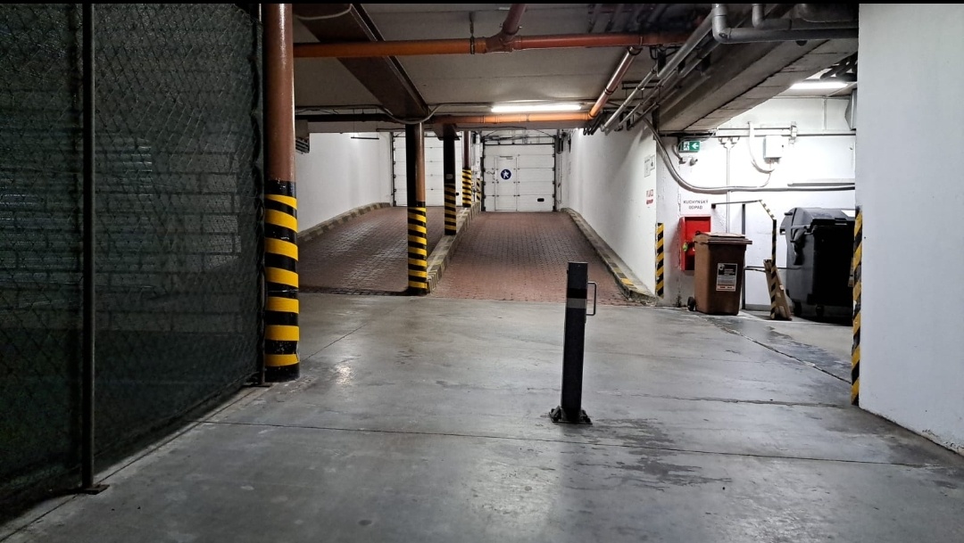 Prenájom garáže Zámocká ulica - 2