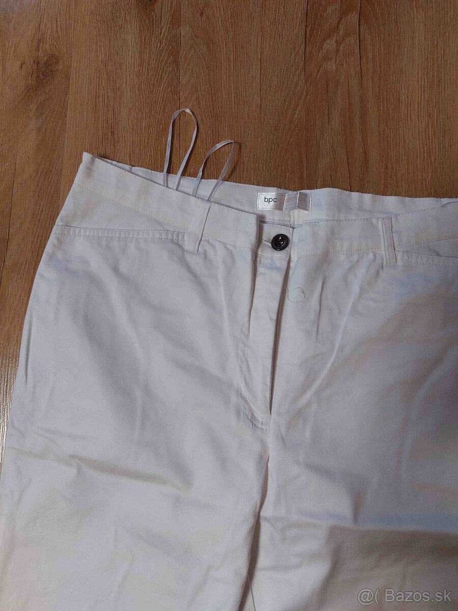 Biele trojštvťové nohavice - 2