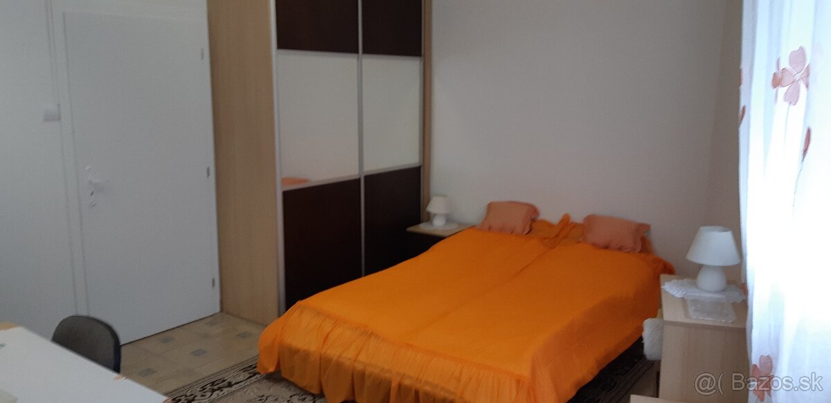 prenájom domu pre firmy a živnostníkov Sučany - 2