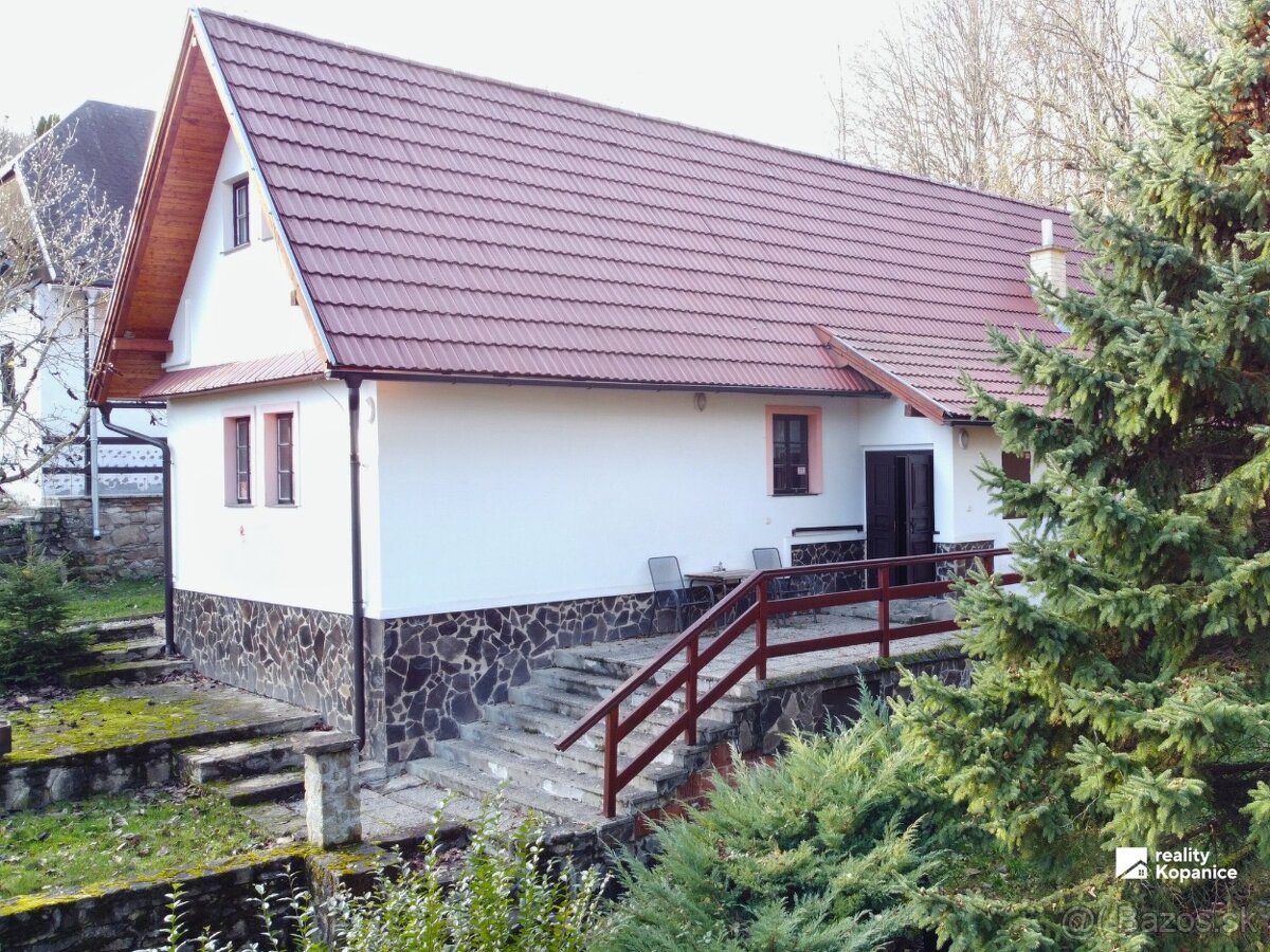 Chalupa na polosamote, Brezová pod Bradlom - 2