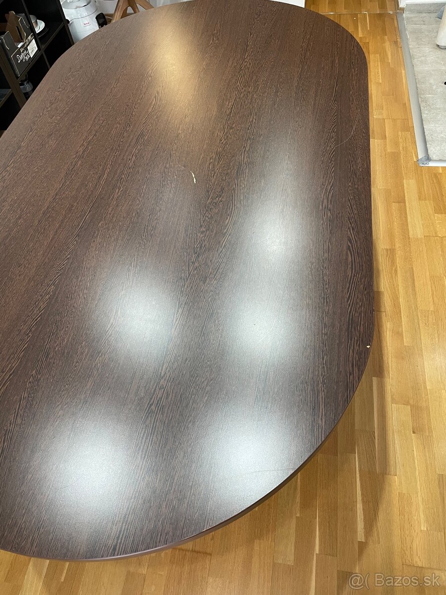 Jedálenský stôl - 2