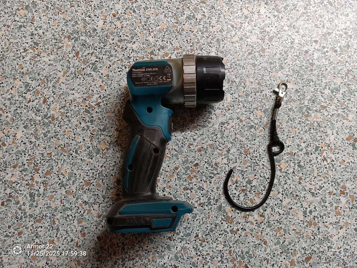 Aku svetlo Makita. - 2