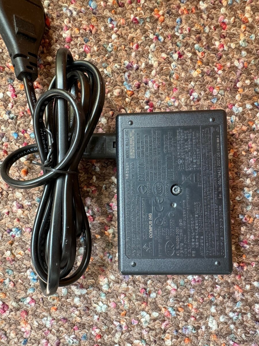 nabujacka na lion bateriu Olympus - 2