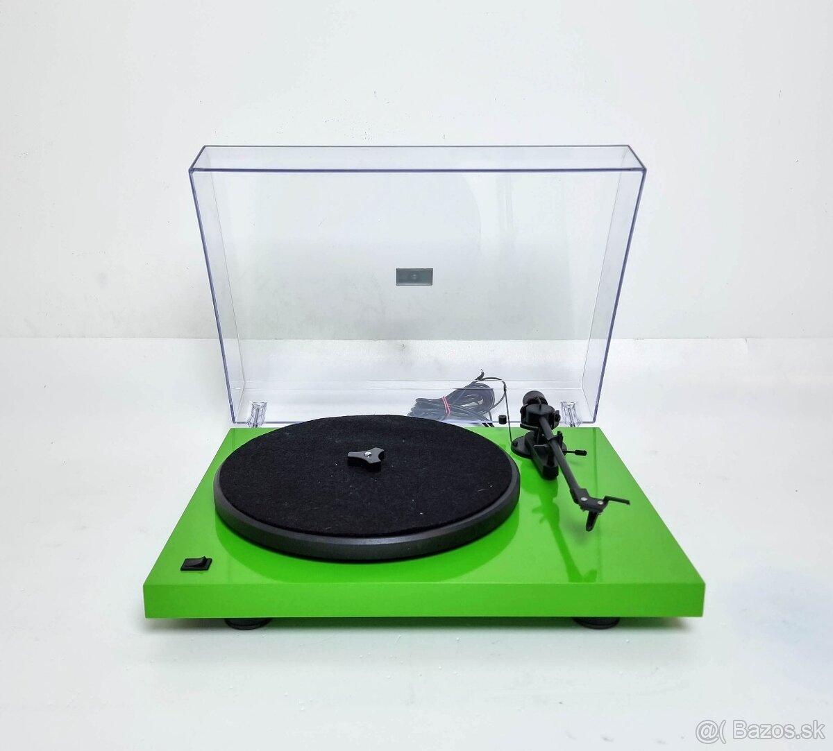 Pro-ject Debut / zelený aj červený - 2