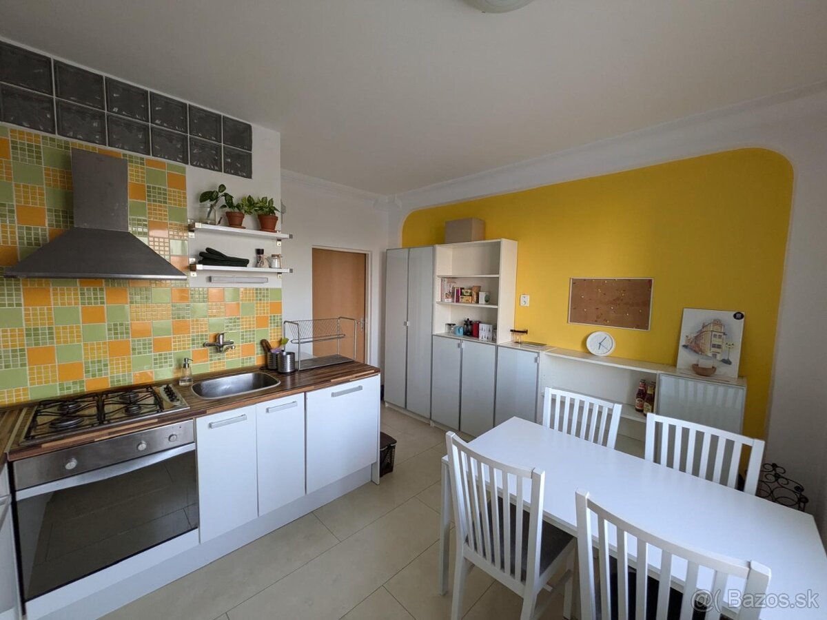 2 izbovy byt Riazanska - 2