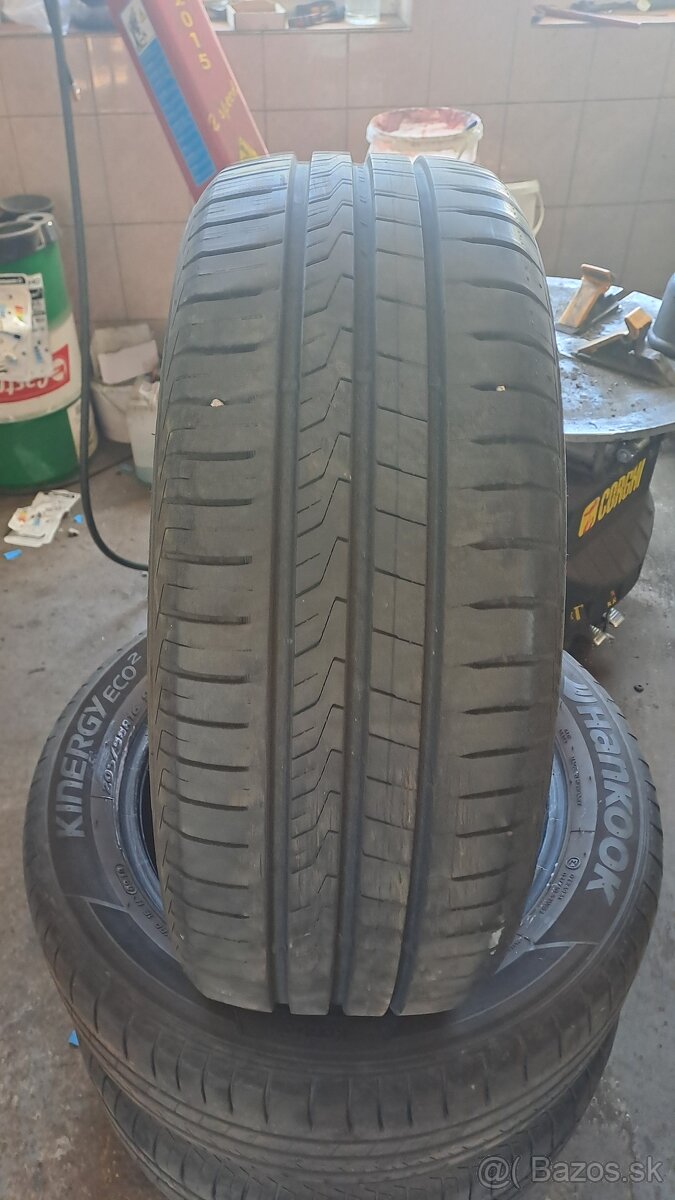 205/55R16 - 2