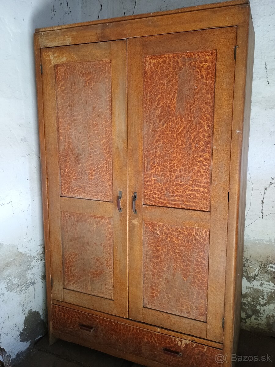 Starožitné skrine - 2