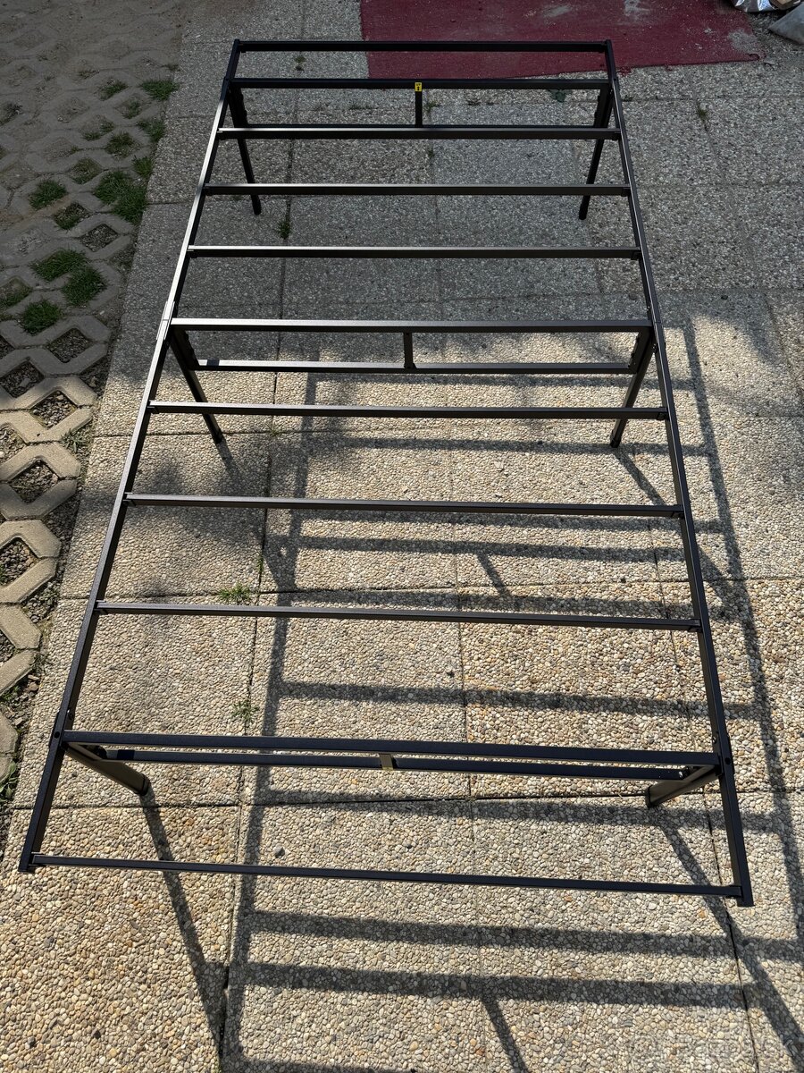 Posteľ rám - 2