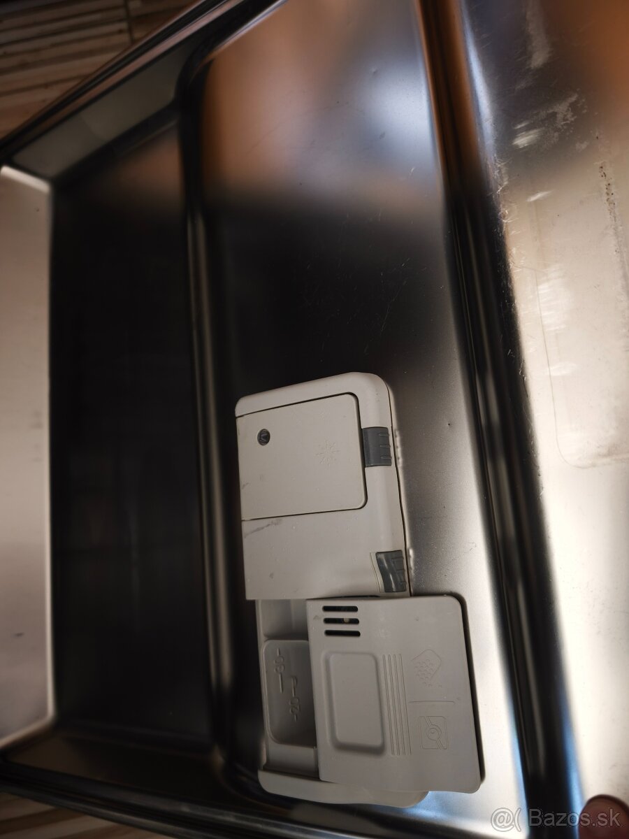 Whirlpool ADG 2020 IX - 2