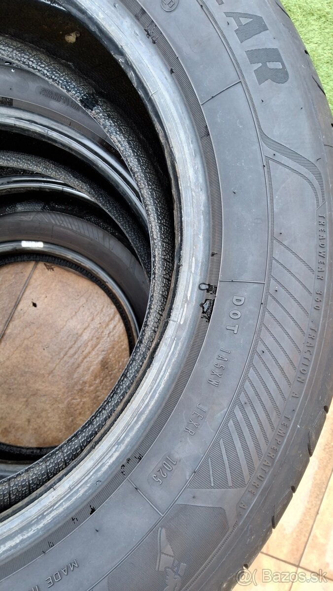 Letne pneumatiky Goodyear 205/60/16 - 2