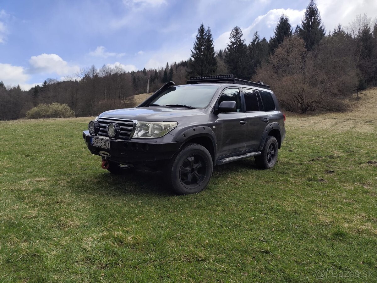 Toyota Land criuser - 2