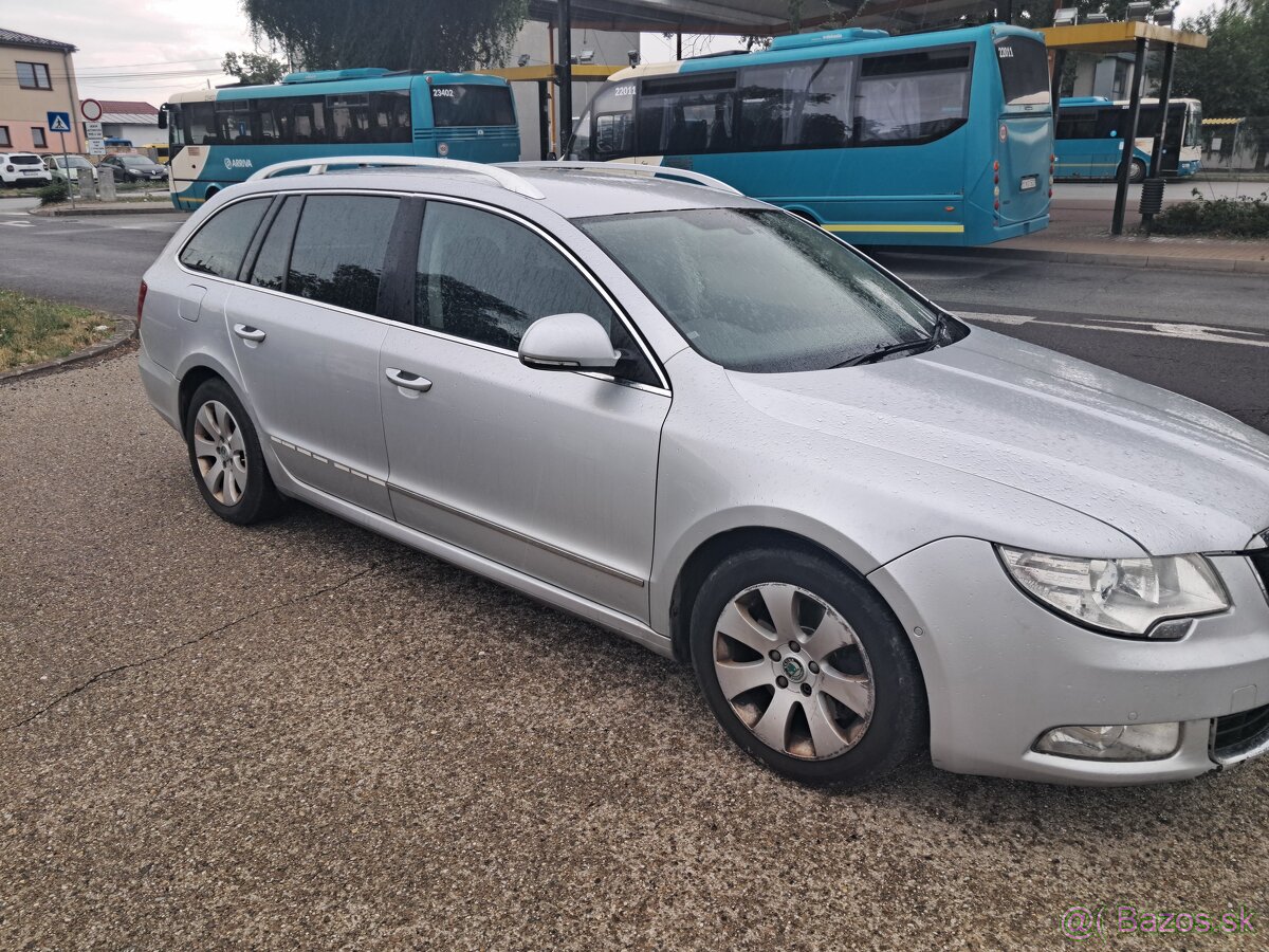 Škoda superb 1.6tdi - 2