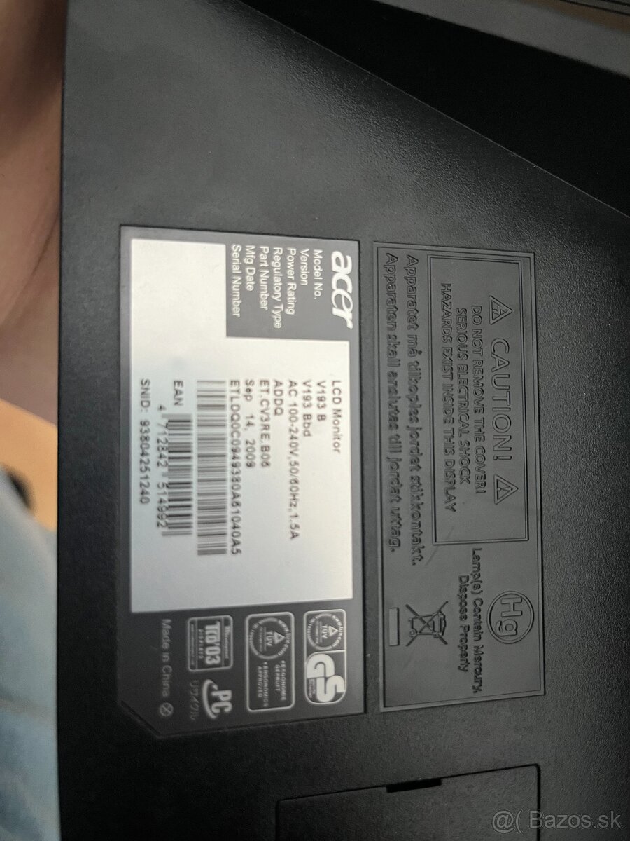Počítač Lenovo - 2