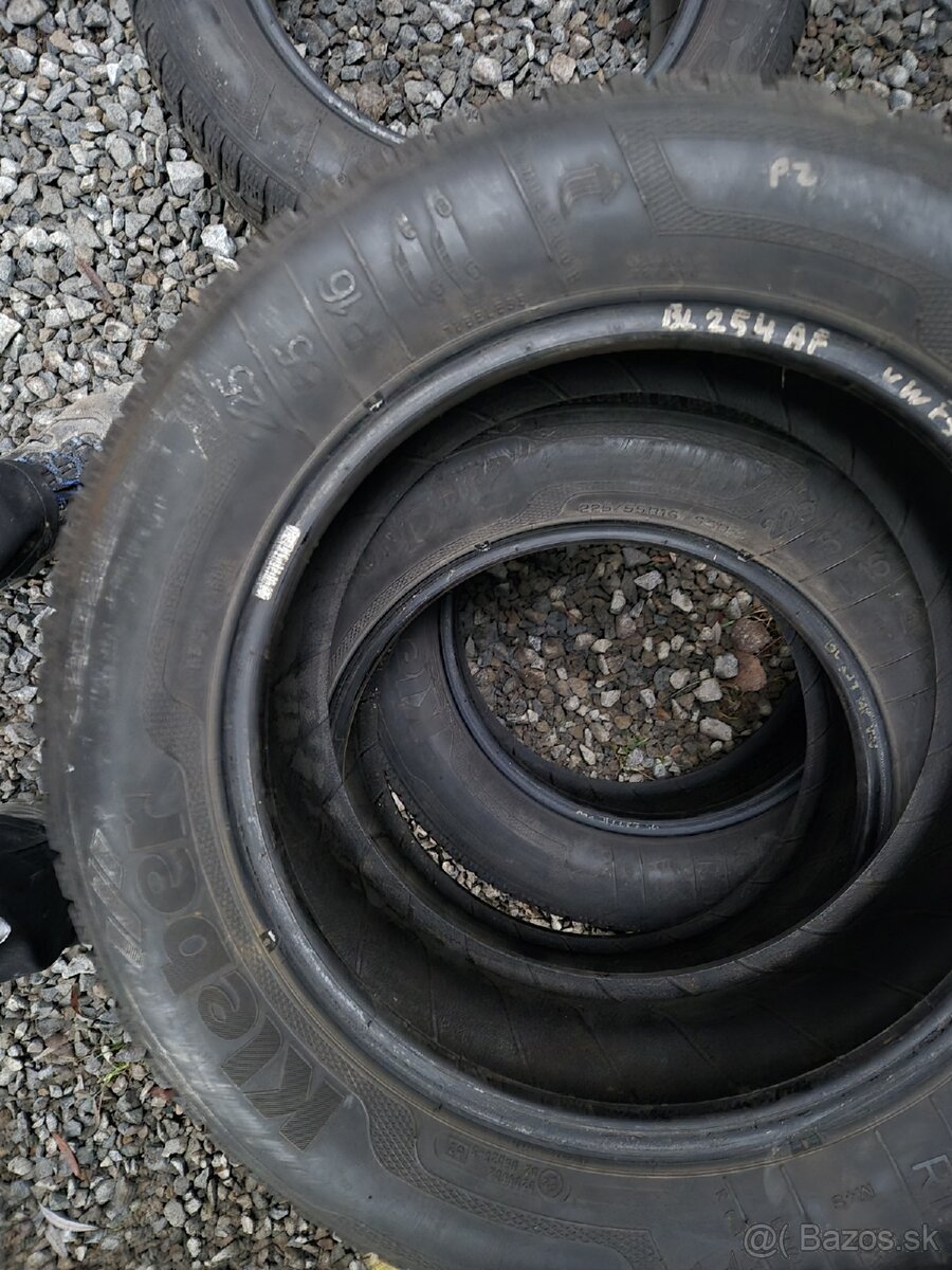 225/55 R16 - 2