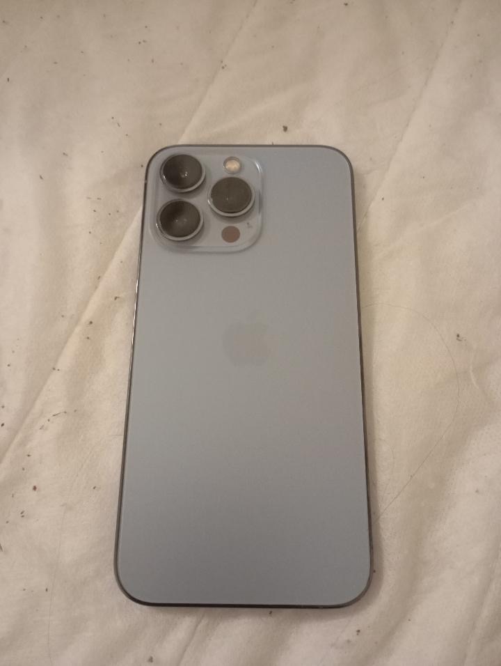 iPhone 13 pro 1TB - 2