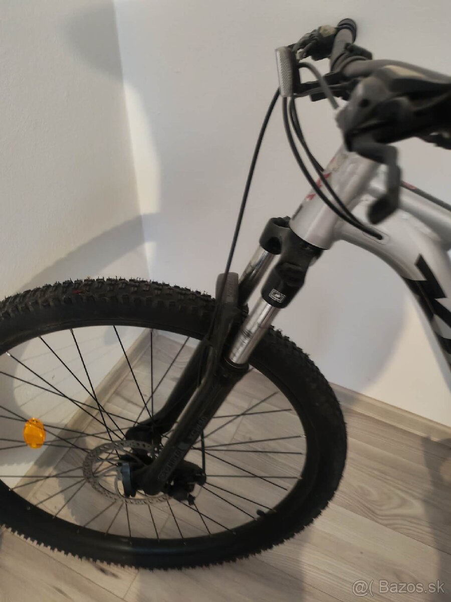 Bicykel Kona - 2