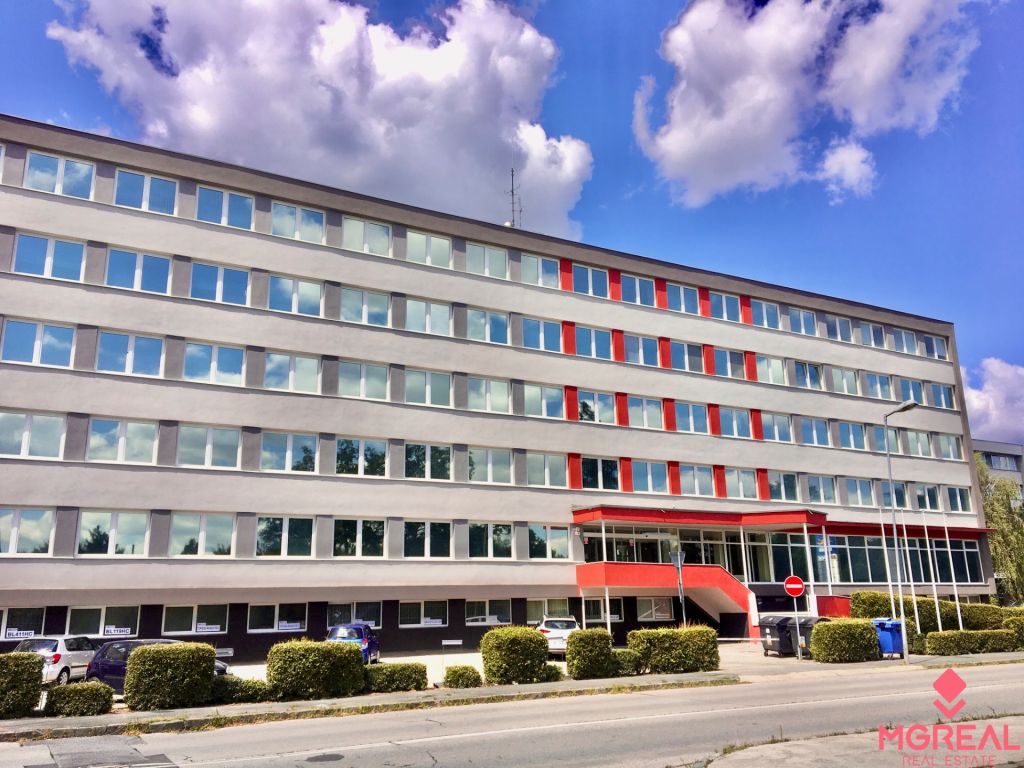 Office space 284m3, Lake Building, Ružinov - 2