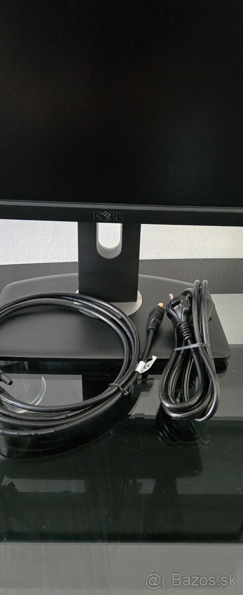 Predam LCD monitor Dell 24" U2412Mc - 2