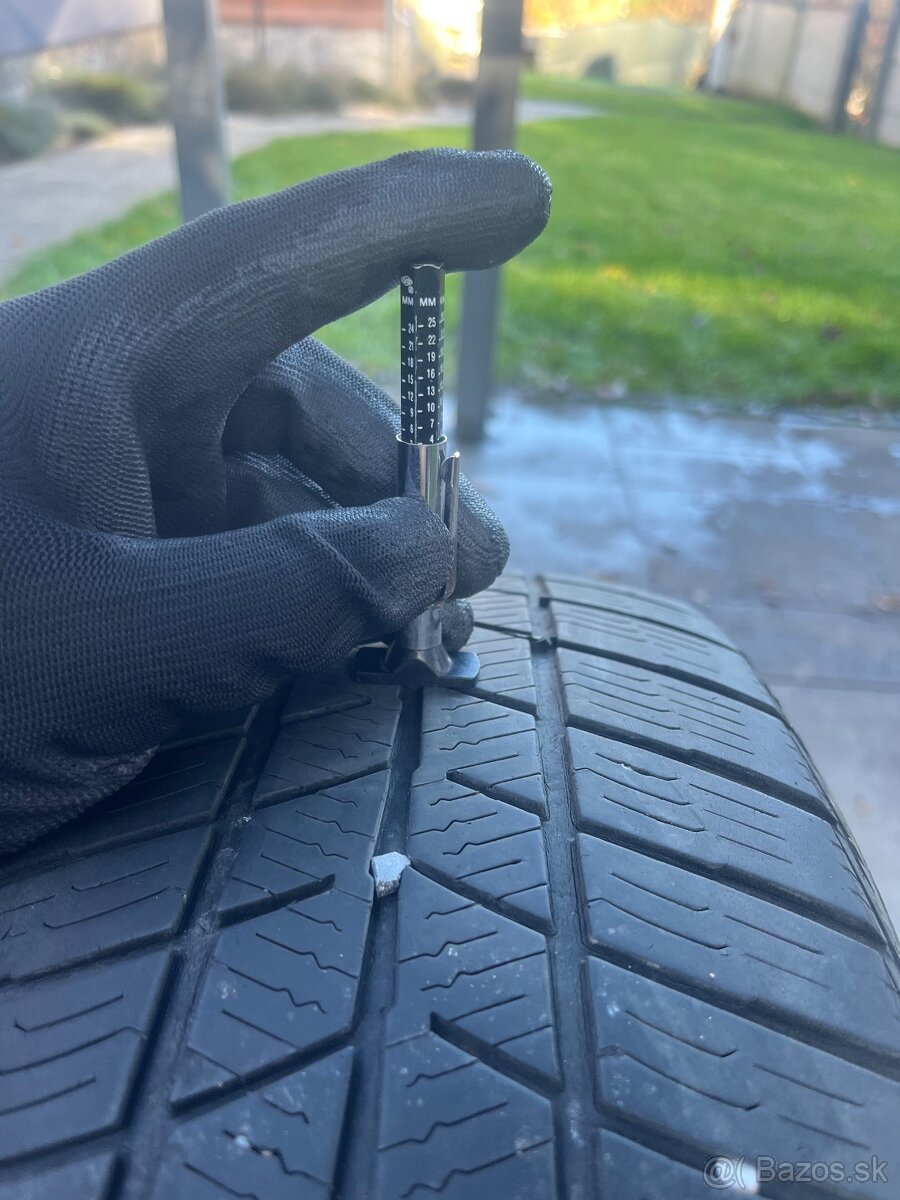 Predam 4ks zimne pneu Barum 185/60 r15 - 2