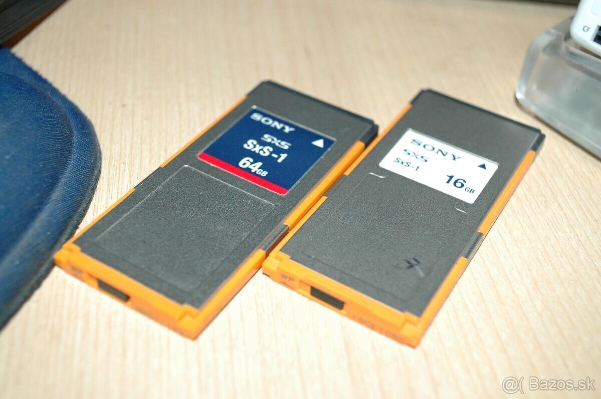 SONY SXS karty + citacka na karty - 2