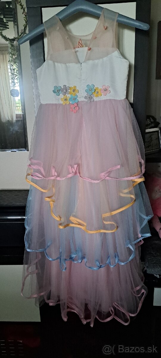 Krásne šaty pre dievča - 2