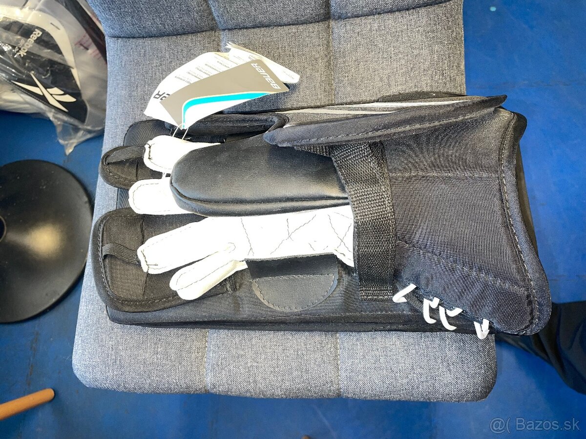 Vyrážačka Bauer Street Blocker SR - 2