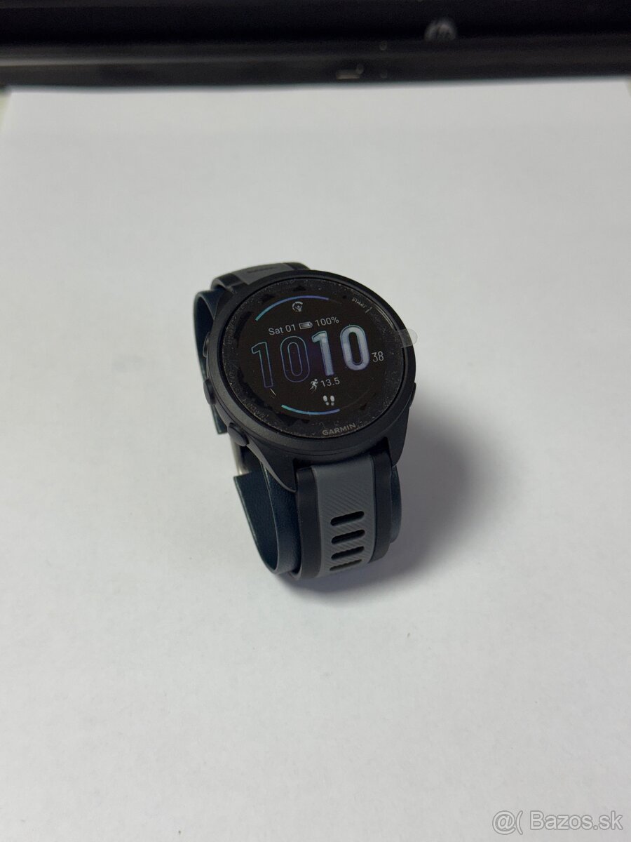 Garmin Forerunner 165 - výstavný kus - 2