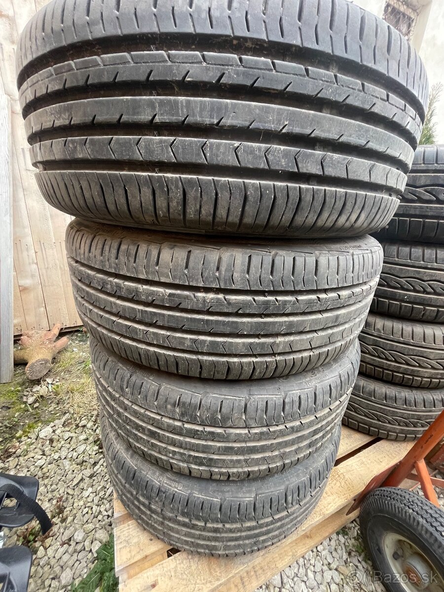 Renault 4x100 205/55R17 letne 99% stav - 2