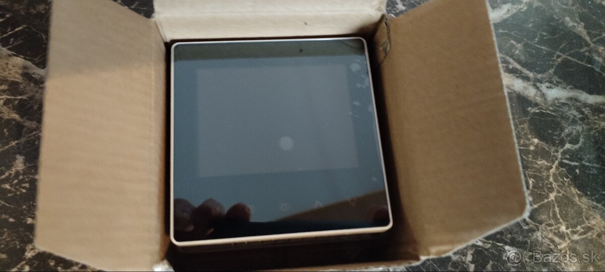 LCD izbový termostat podomietkovy- nový nepoužitý - 2