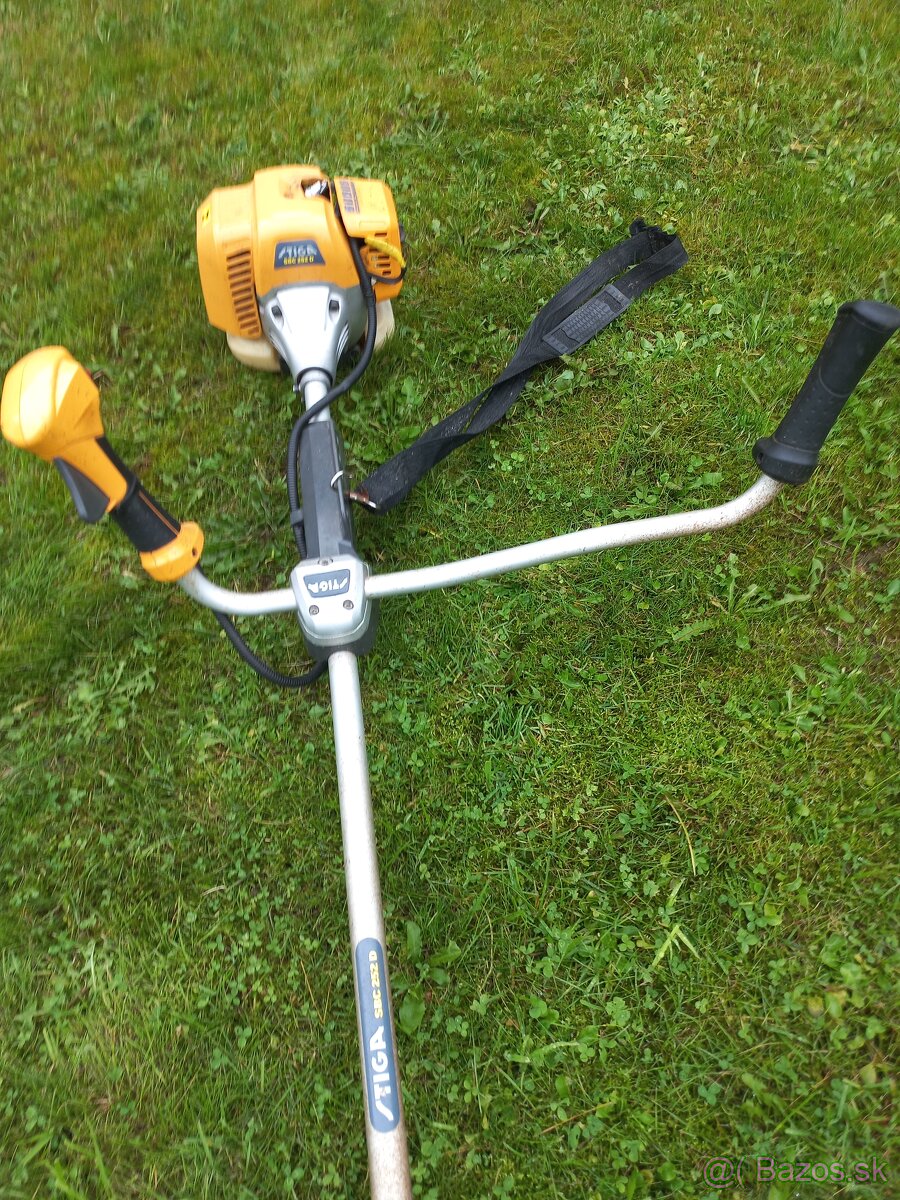 Krovinorez Stiga - 2