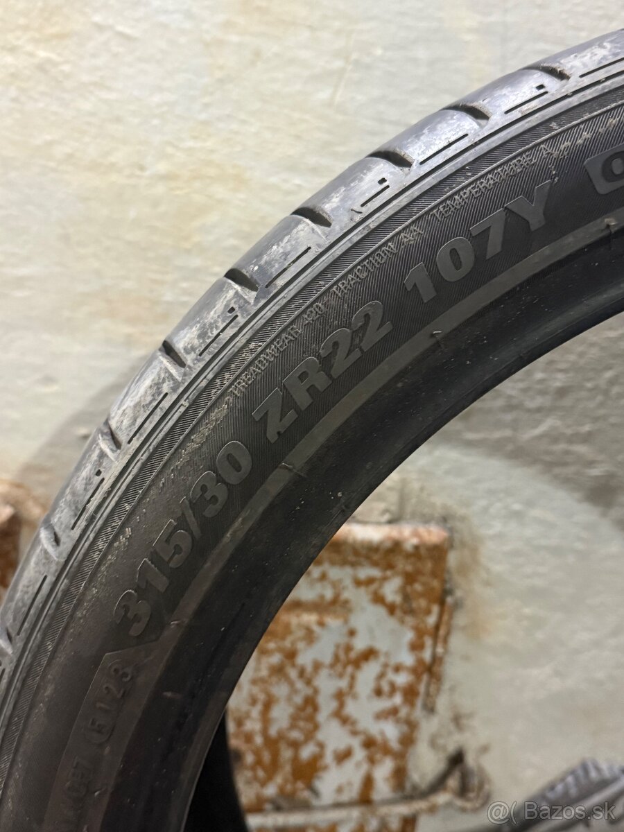 Kumho Ecsta 315/30 R22 - 2