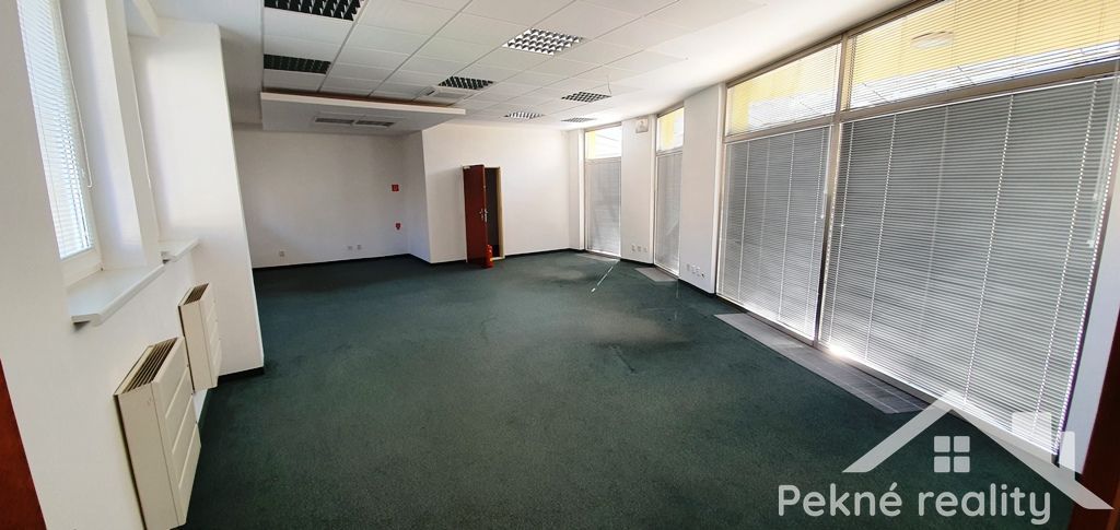 Prenájom priestorov pre sídlo firmy v centre Zvolena - 2