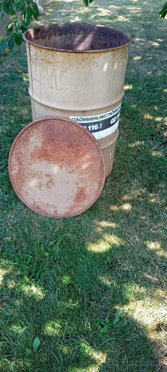 Predám kovový sud - 2