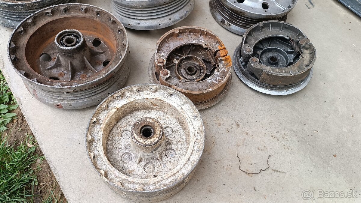 Predám stredy kolies Jawa - 2